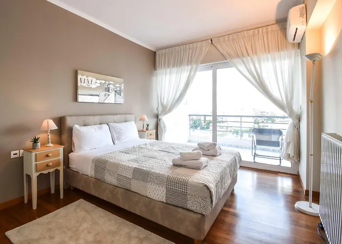Alimos Luxury 3 Bd Apt W Stunning Acropolis Views