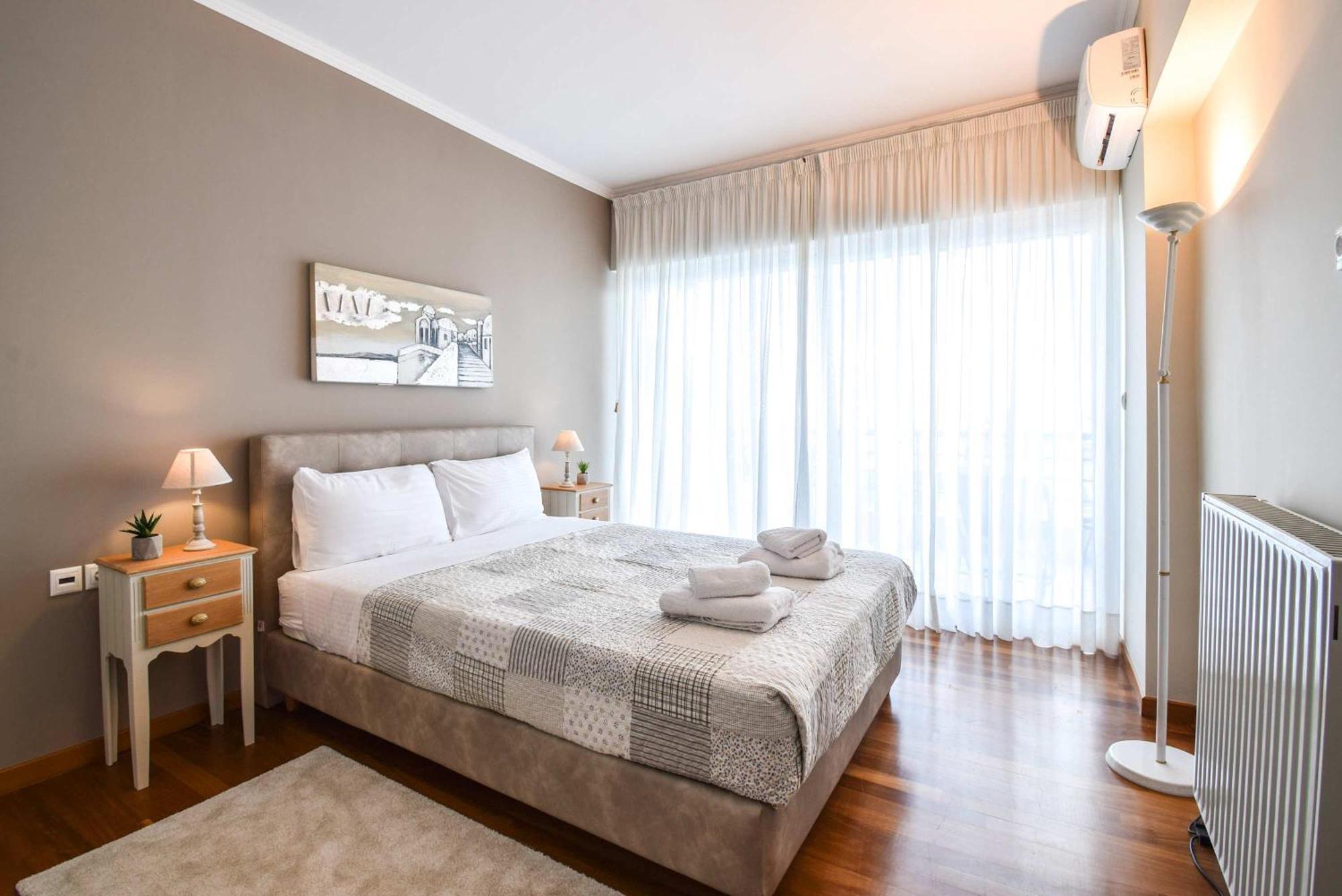 Alimos Luxury 3 Bd W Stunning Acropolis Views Apartment *